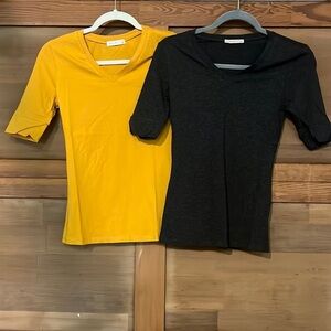 Active basics mustard and gray T-shirt